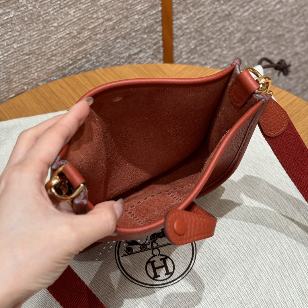 Hermès  Evelyne 16  Rouge Tomate Clemence