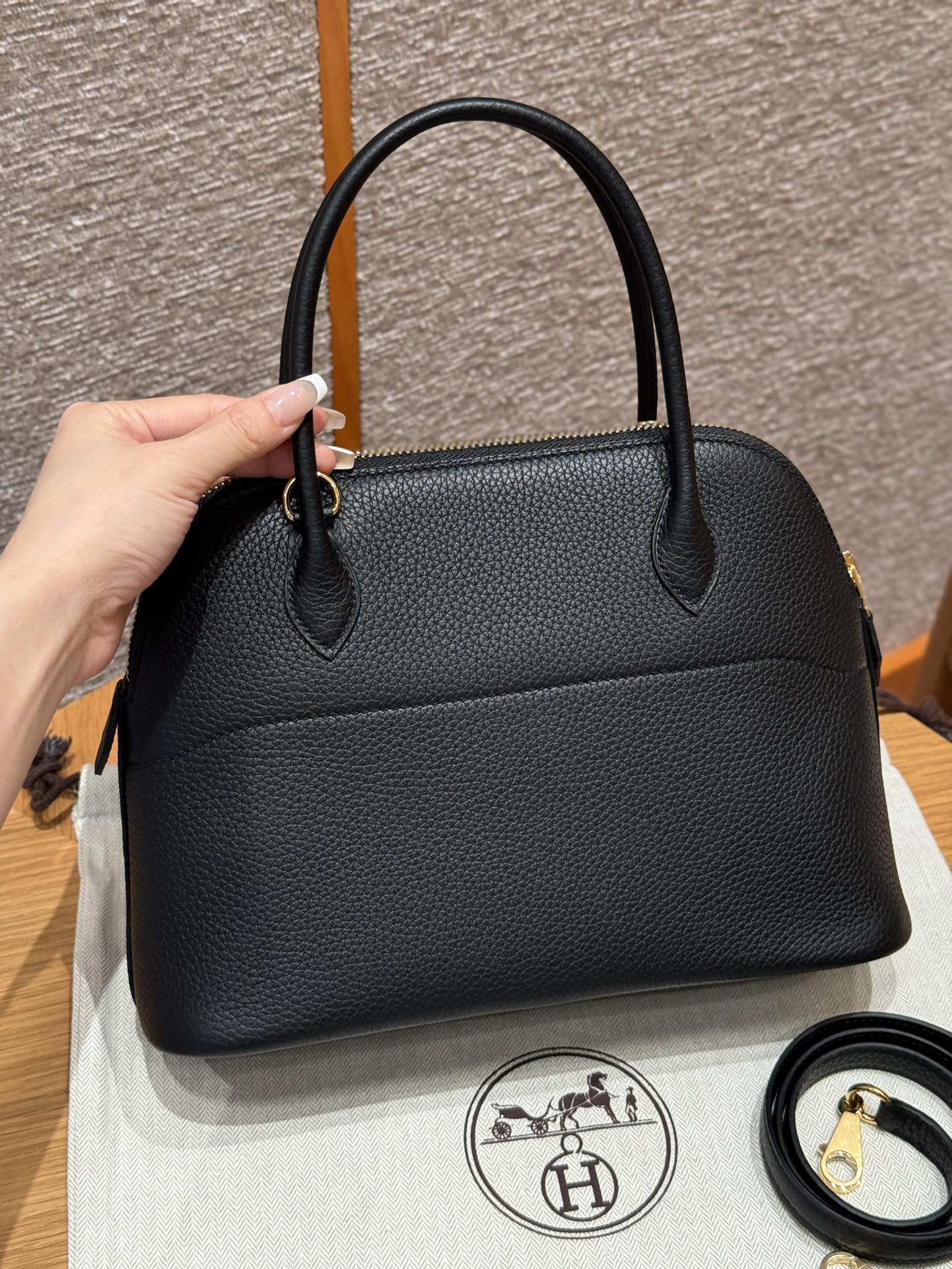 Hermès Bolide 27  Noir Clemence