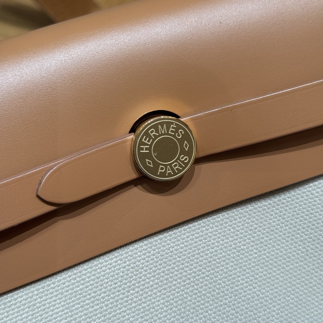 Hermès  Herbag 20 Beton/naturel sable  Canvas and cowhide