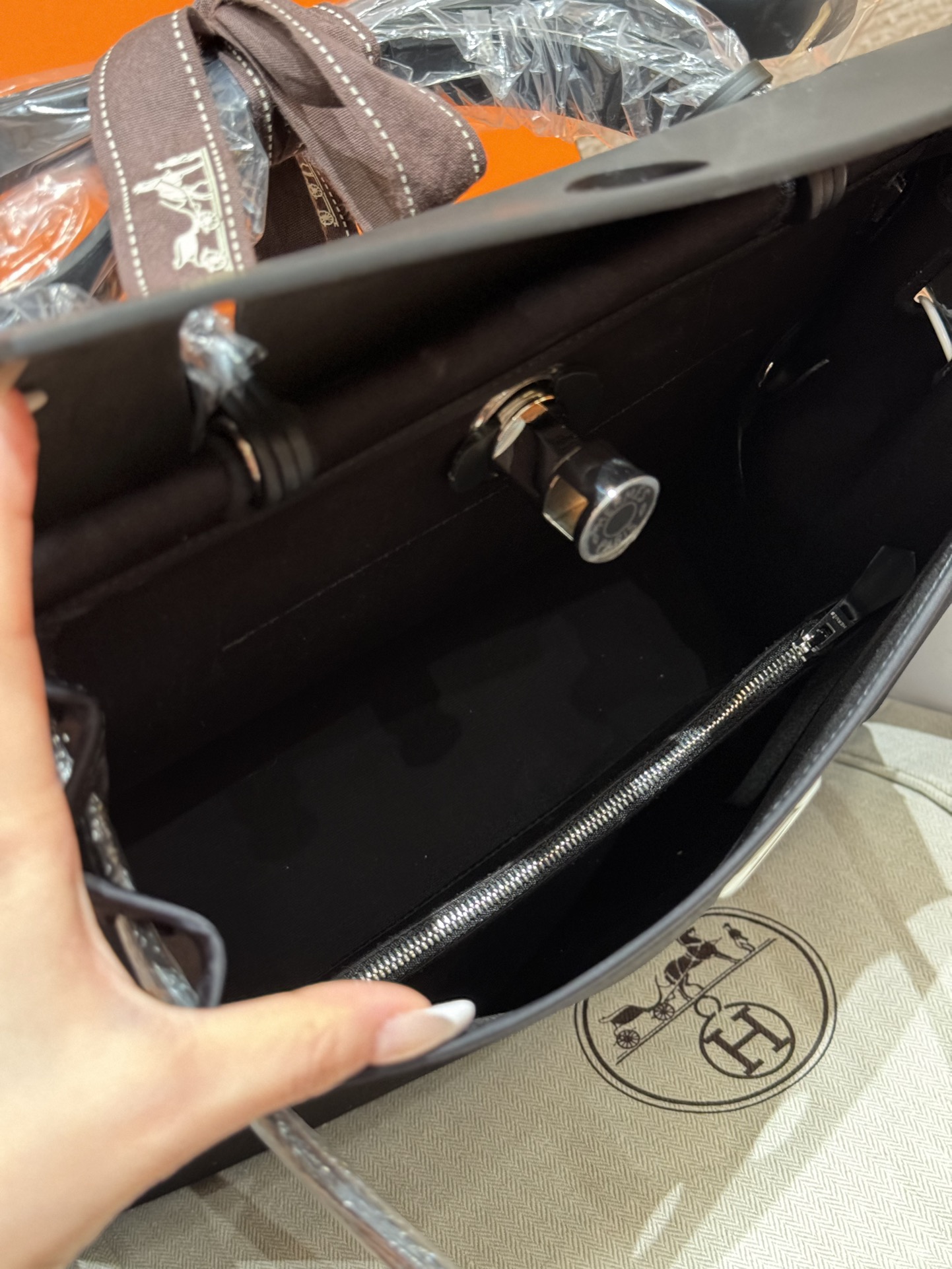 Hermès  Herbag 31 Noir canvas and cowhide