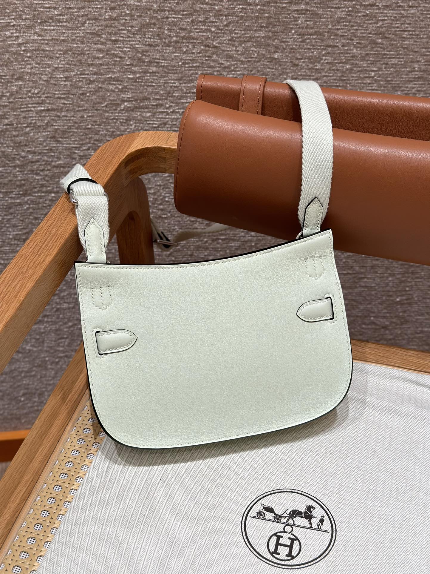 Hermès  Jypsiere 23 Vert Fizz Swift