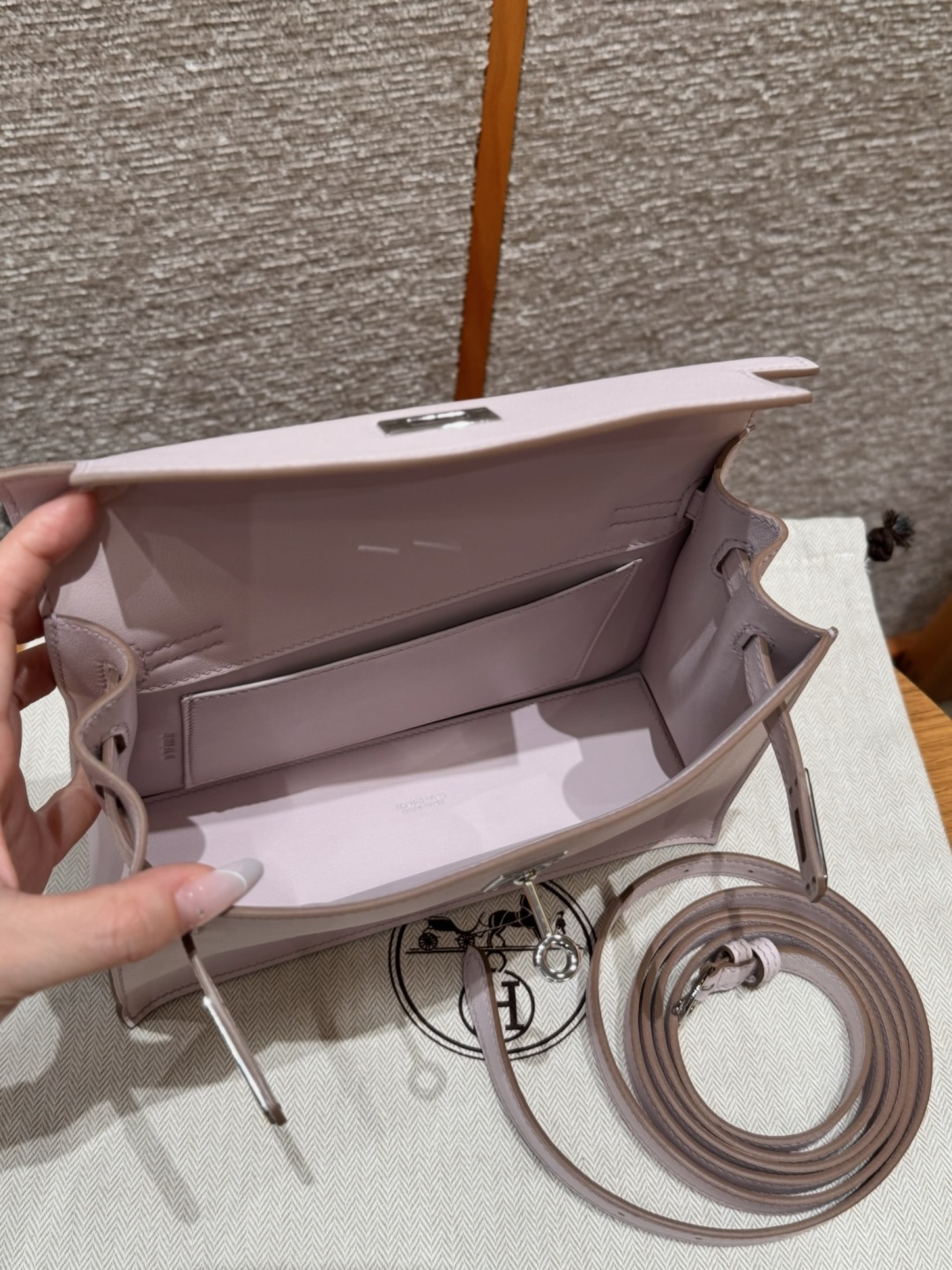 Hermès Kelly danse 22  Mauve pale Swift