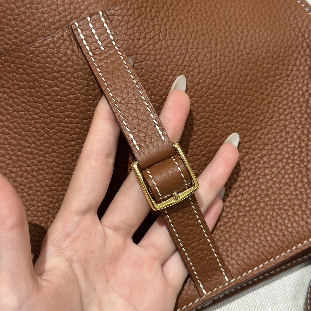 Hermès Halzan 25 Gold Togo