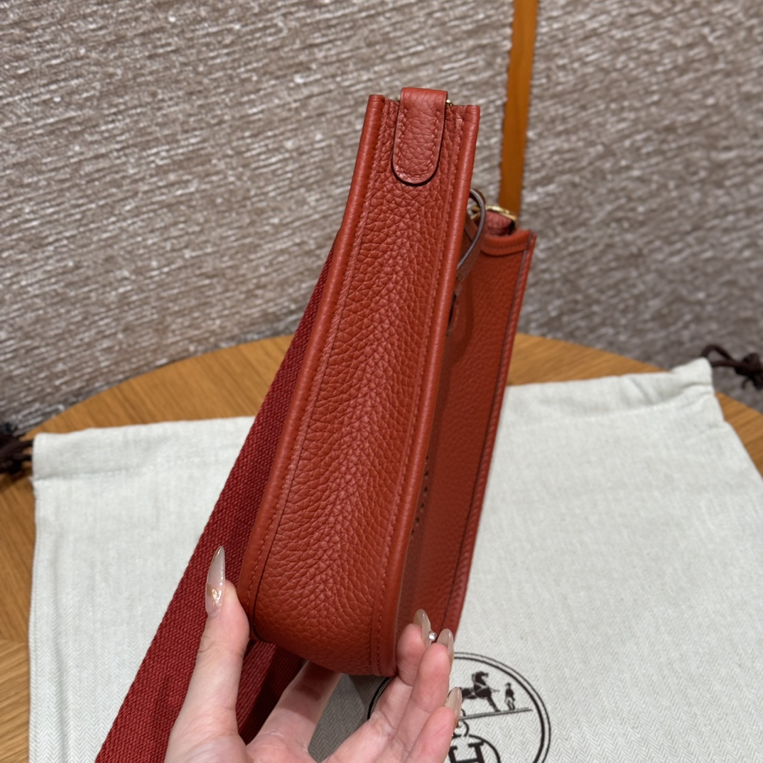 Hermès  Evelyne 16  Rouge Tomate Clemence