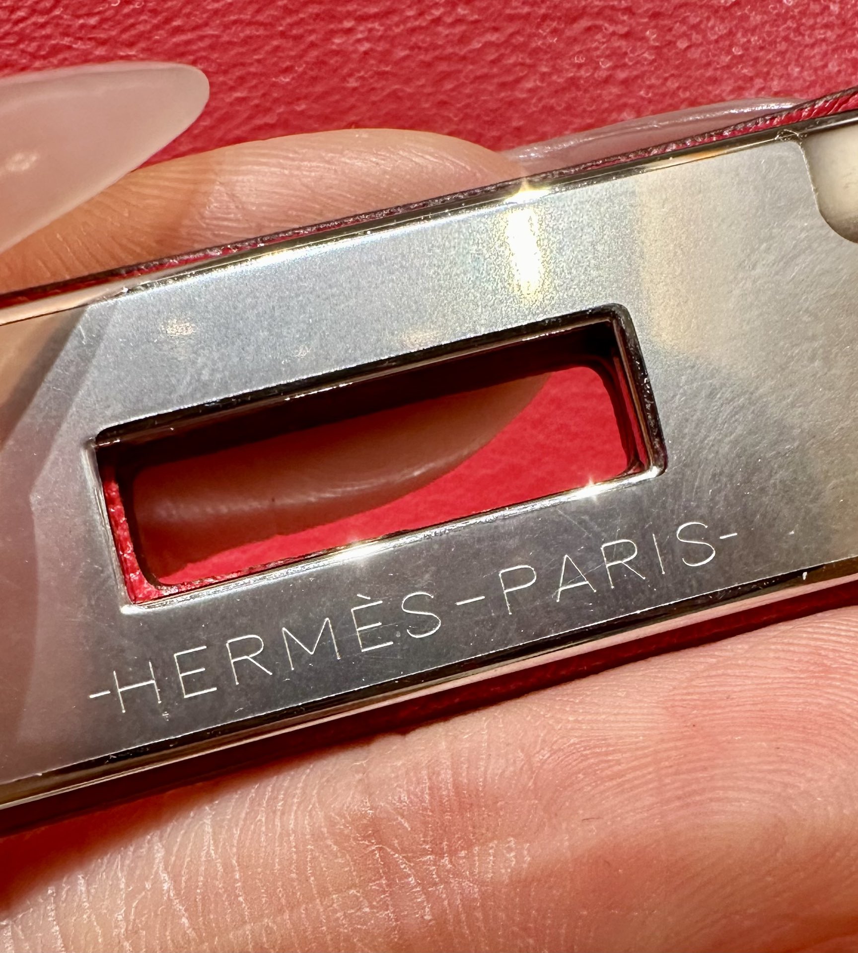Hermès  Jypsiere 23 Rouge casaque Swift