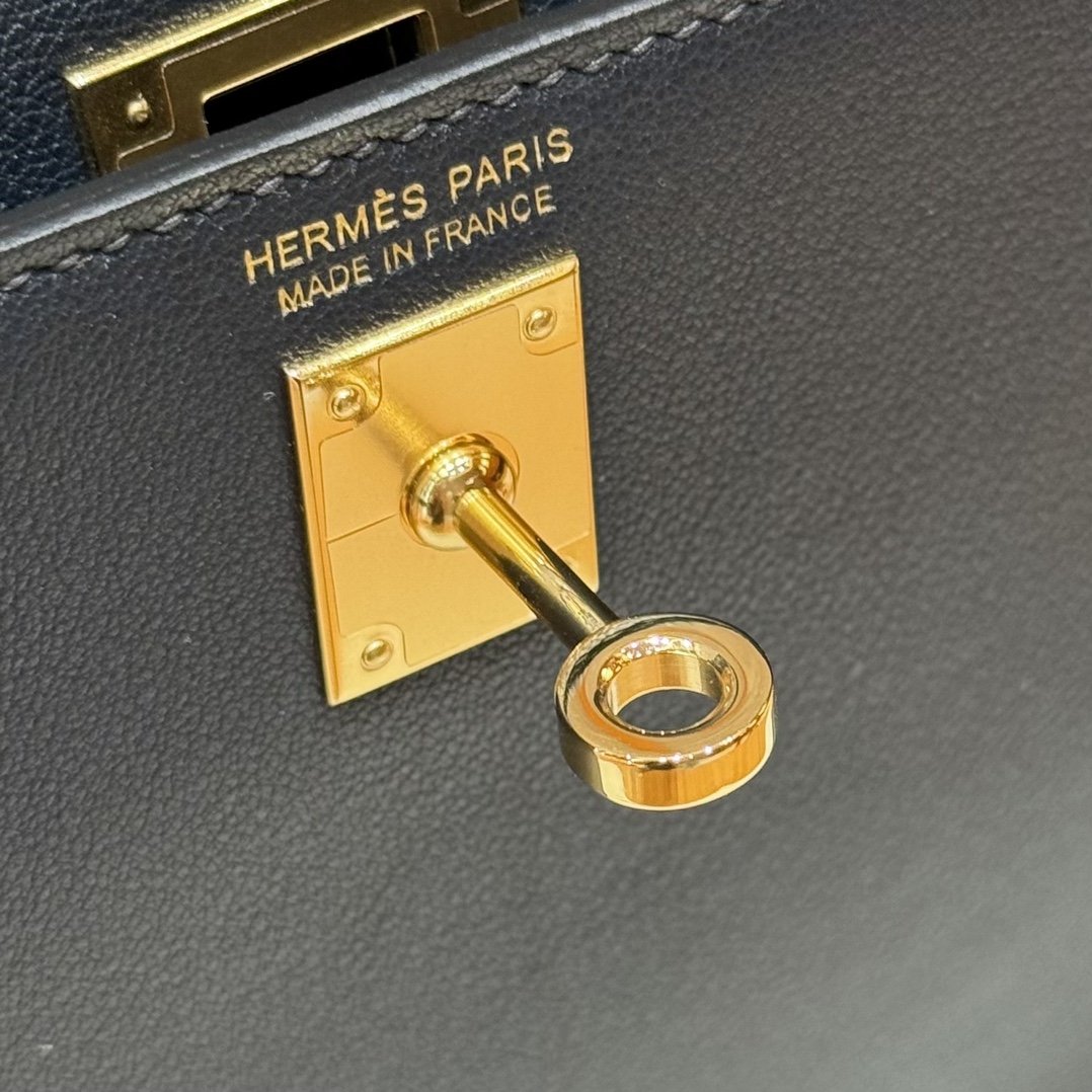 Hermès Kelly danse 22 Blue Nuit Swift