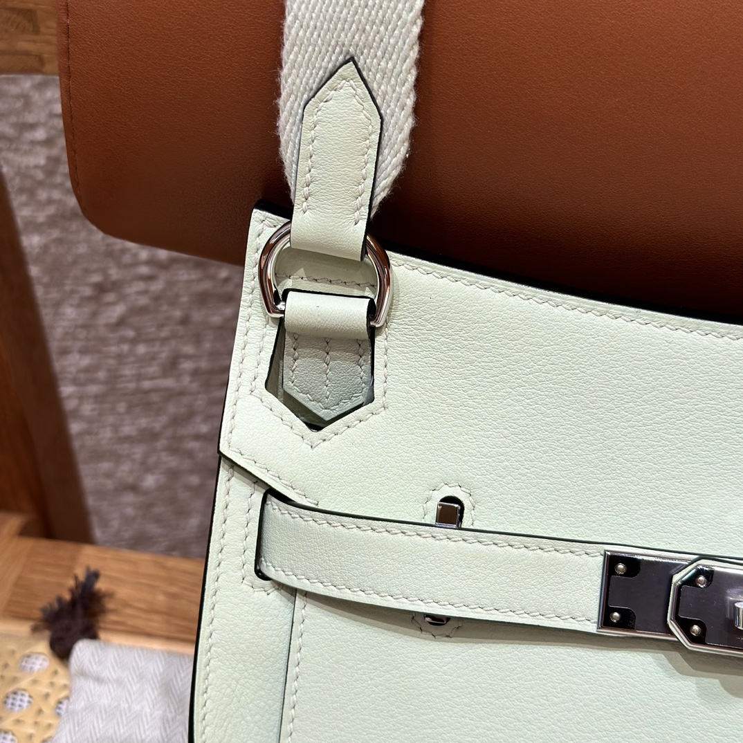 Hermès  Jypsiere 23 Vert Fizz Swift