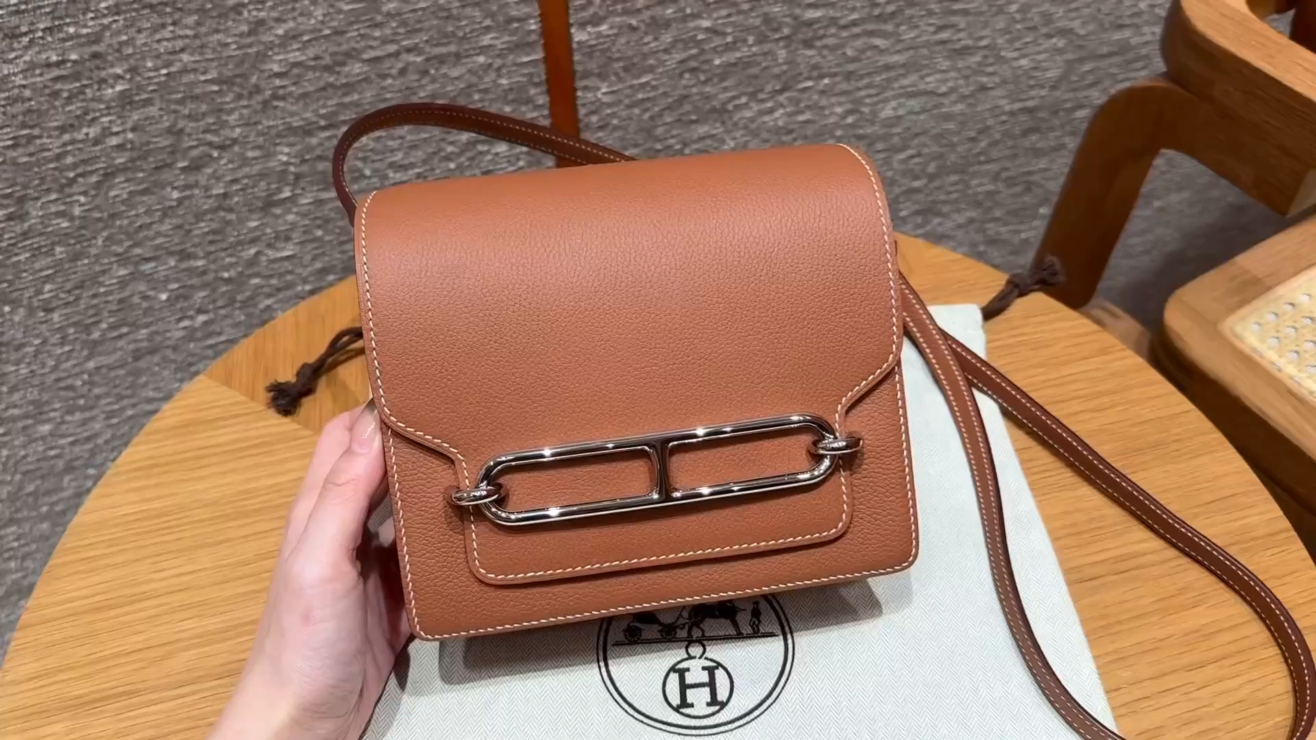 Hermès Roulis 18 Gold  Evecolor