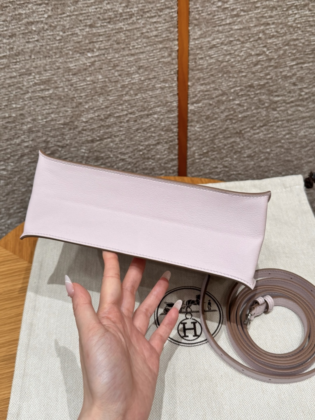 Hermès Kelly danse 22  Mauve pale Swift