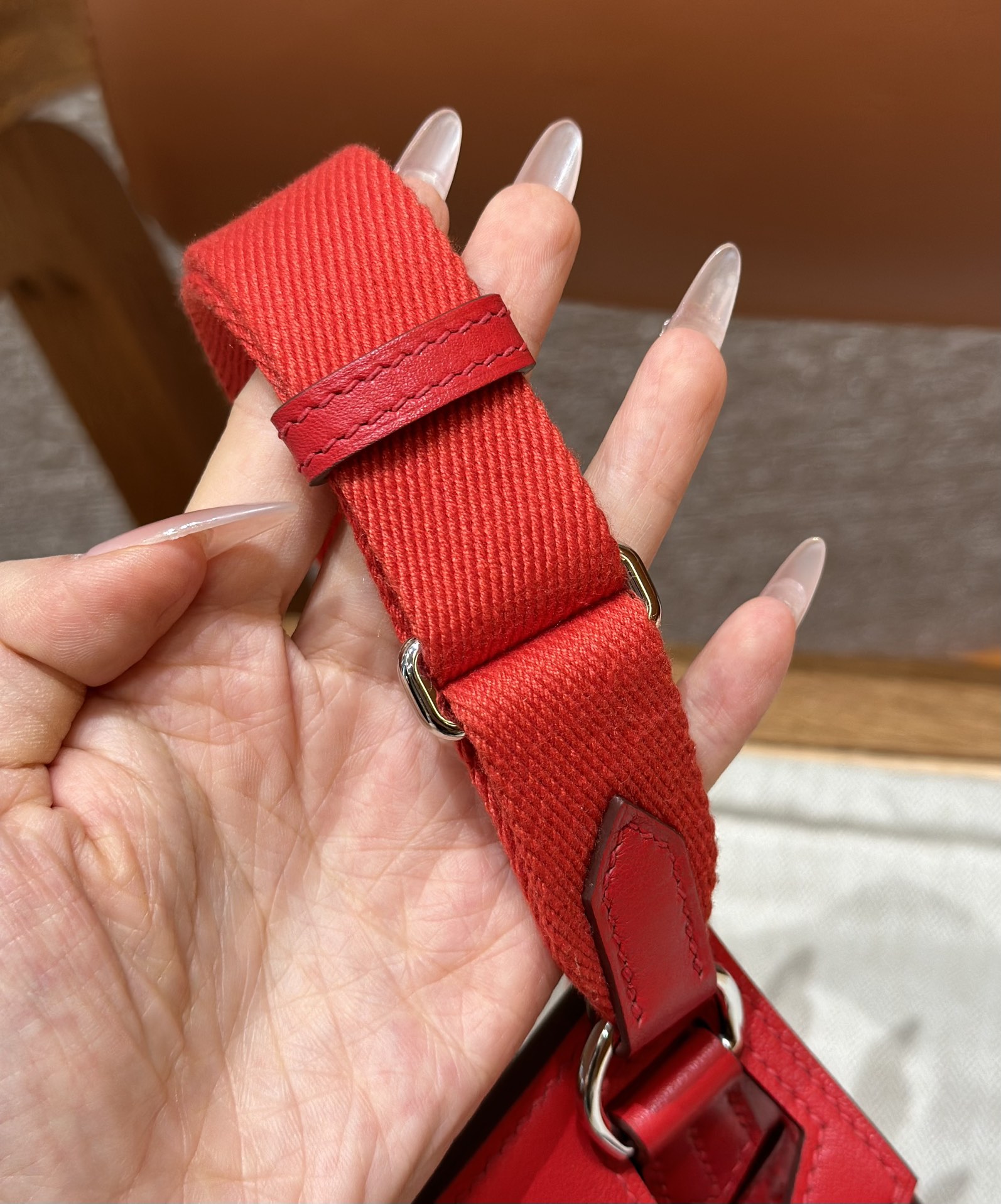 Hermès  Jypsiere 23 Rouge casaque Swift