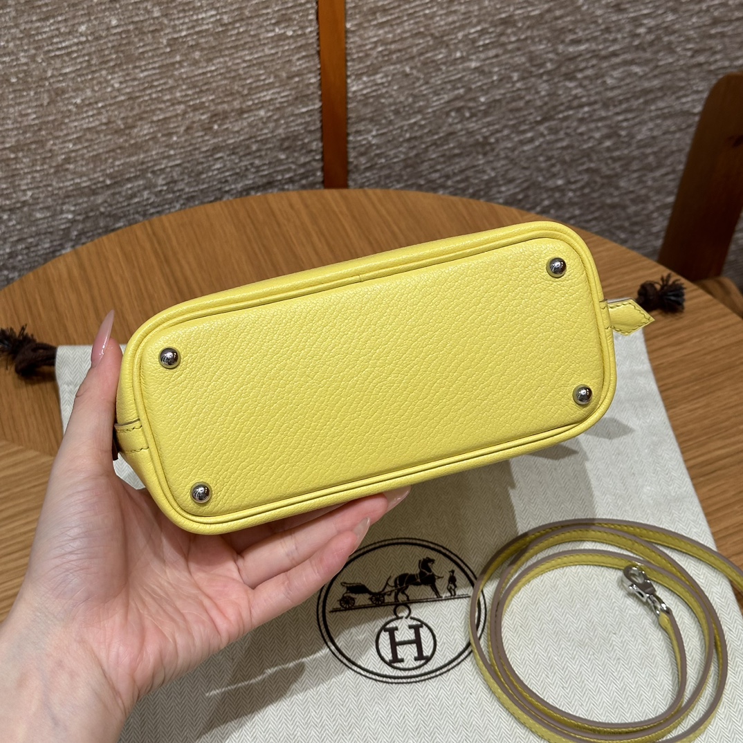 Hermès Bolide 21 Lime  Chever