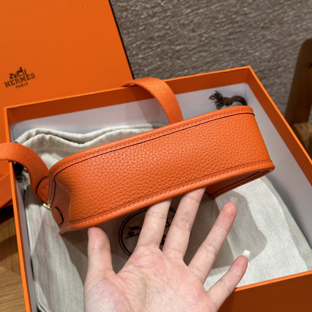 Hermès  Evelyne 16 Feu Clemence