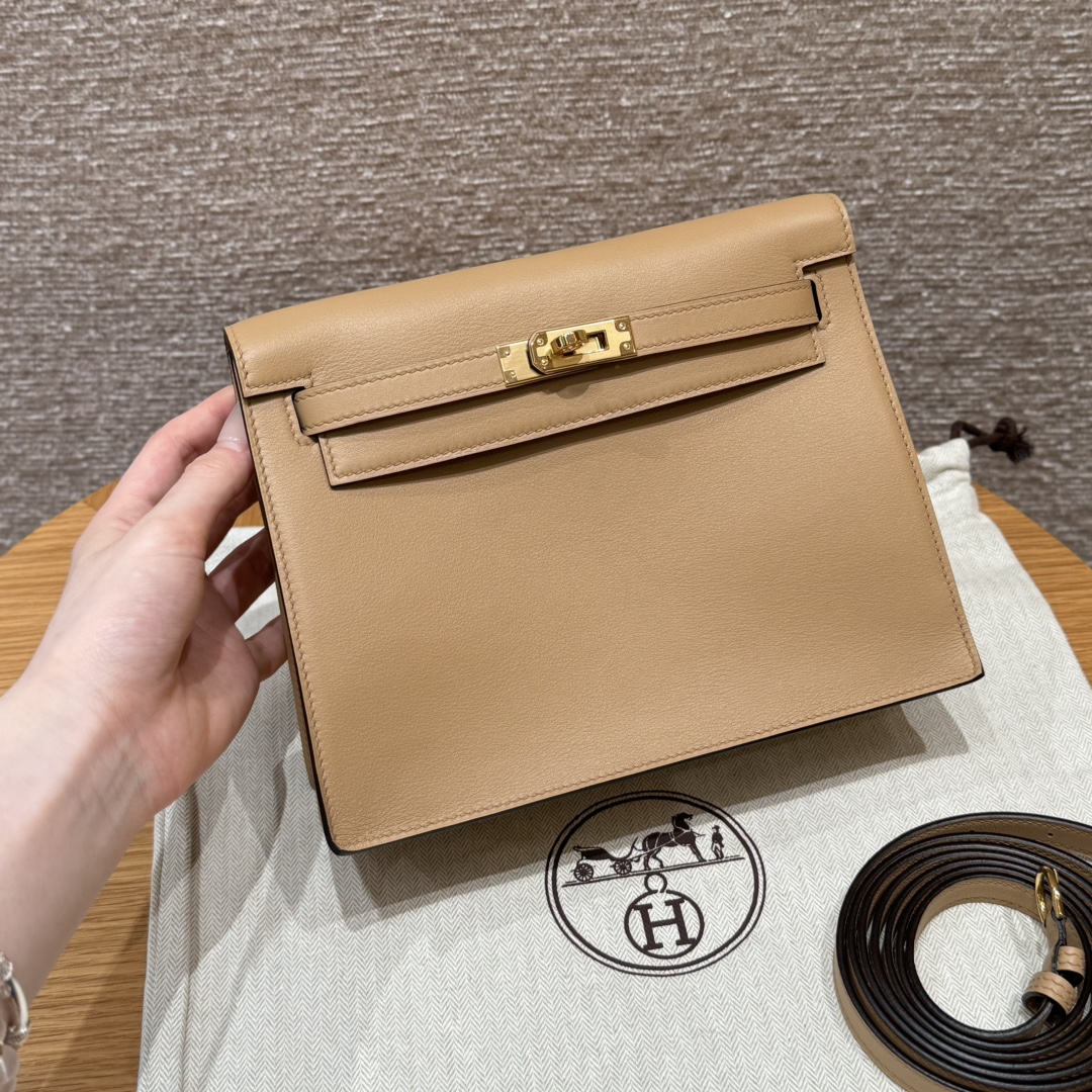 Hermès Kelly danse 22 Chai Swift