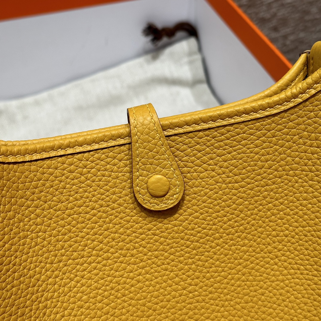 Hermès  Evelyne 16 Jaune amber  Clemence