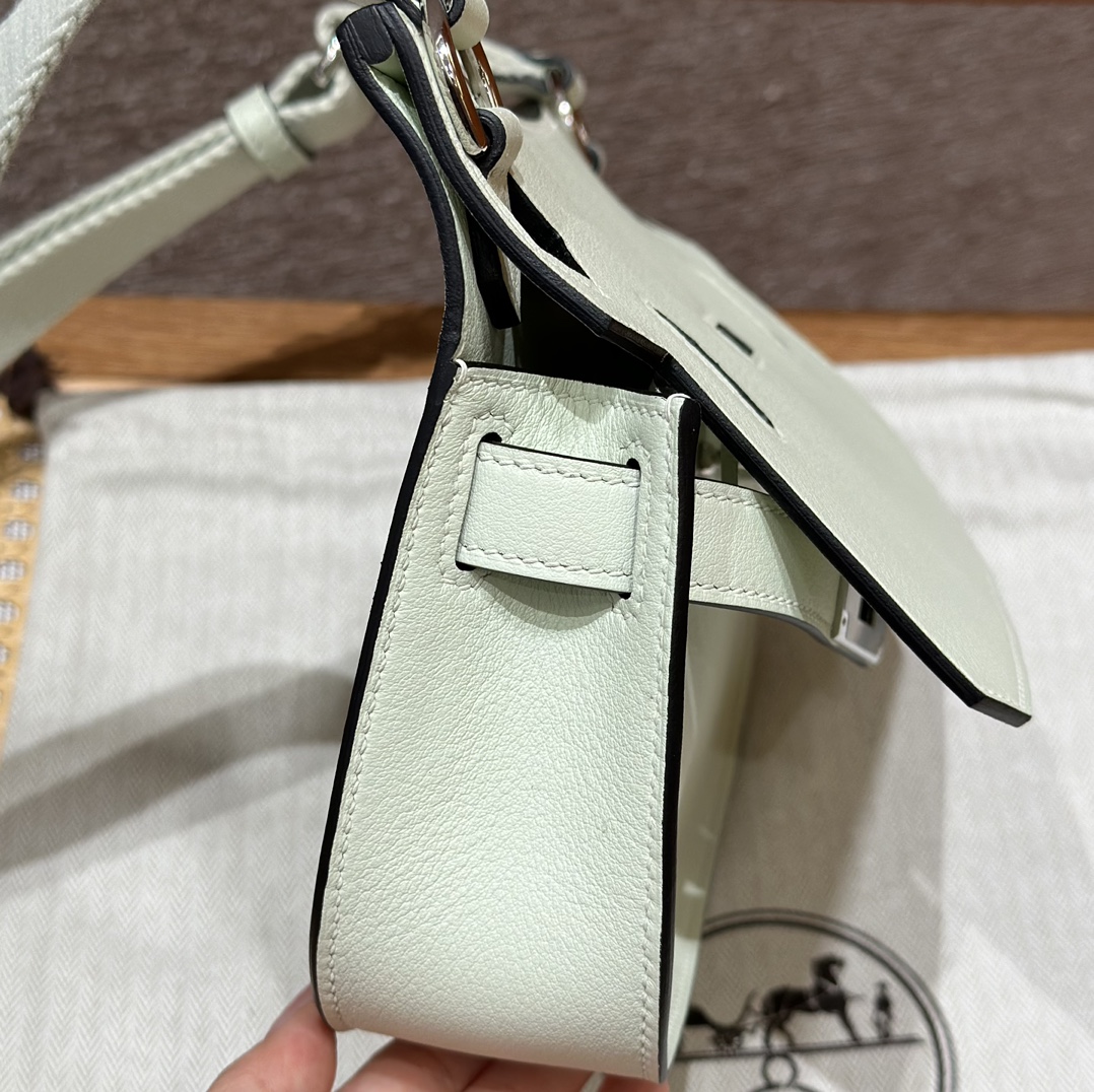 Hermès  Jypsiere 23 Vert Fizz Swift