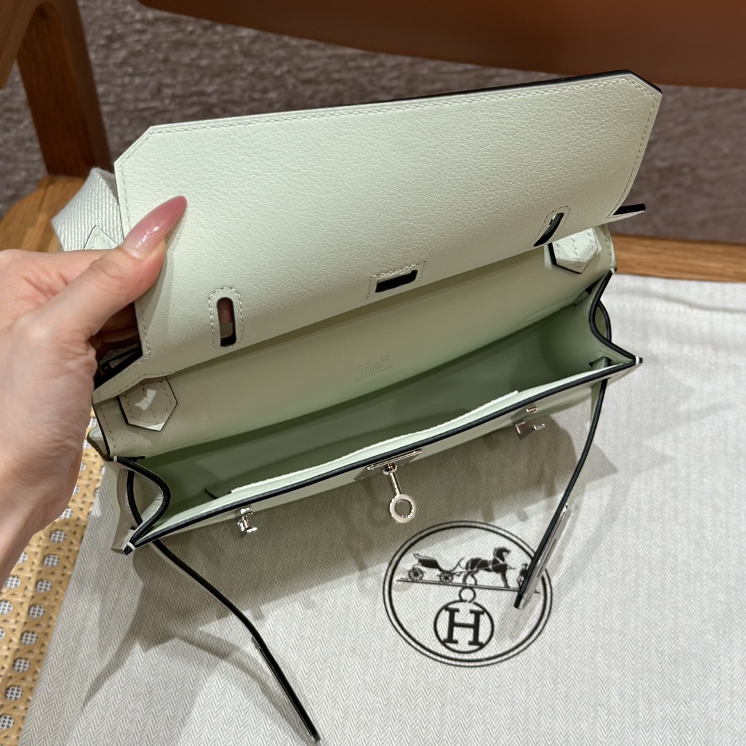 Hermès  Jypsiere 23 Vert Fizz Swift