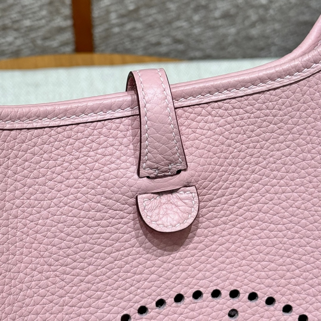 Hermès  Evelyne 16  Rose Sakura Clemence