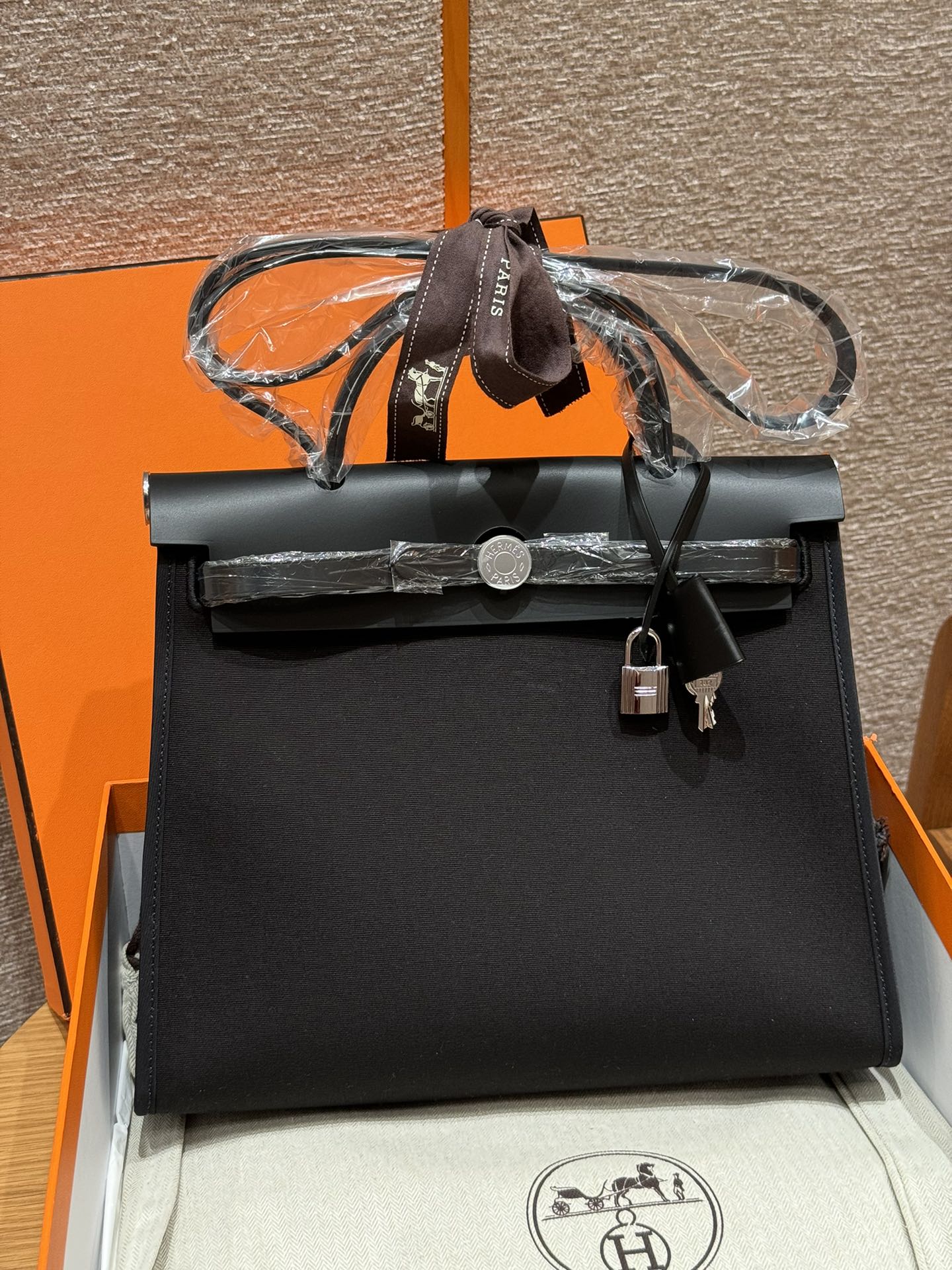 Hermès  Herbag 31 Noir canvas and cowhide