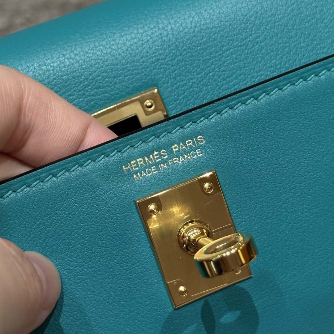 Hermès Kelly danse 22 Blue paon Swift