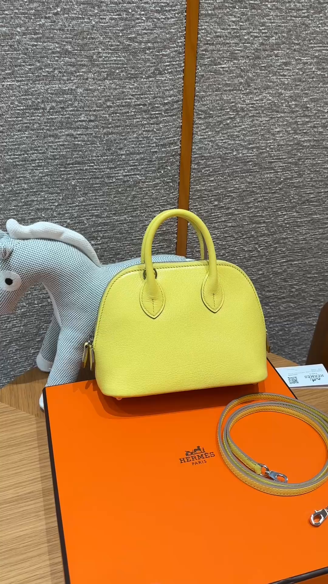 Hermès Bolide 21 Lime  Chever