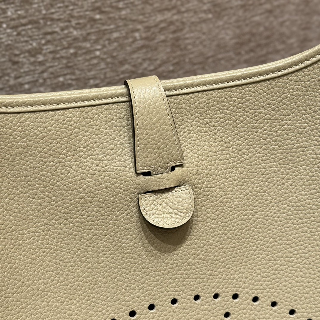 Hermès  Evelyne 29 Trench  Clemence