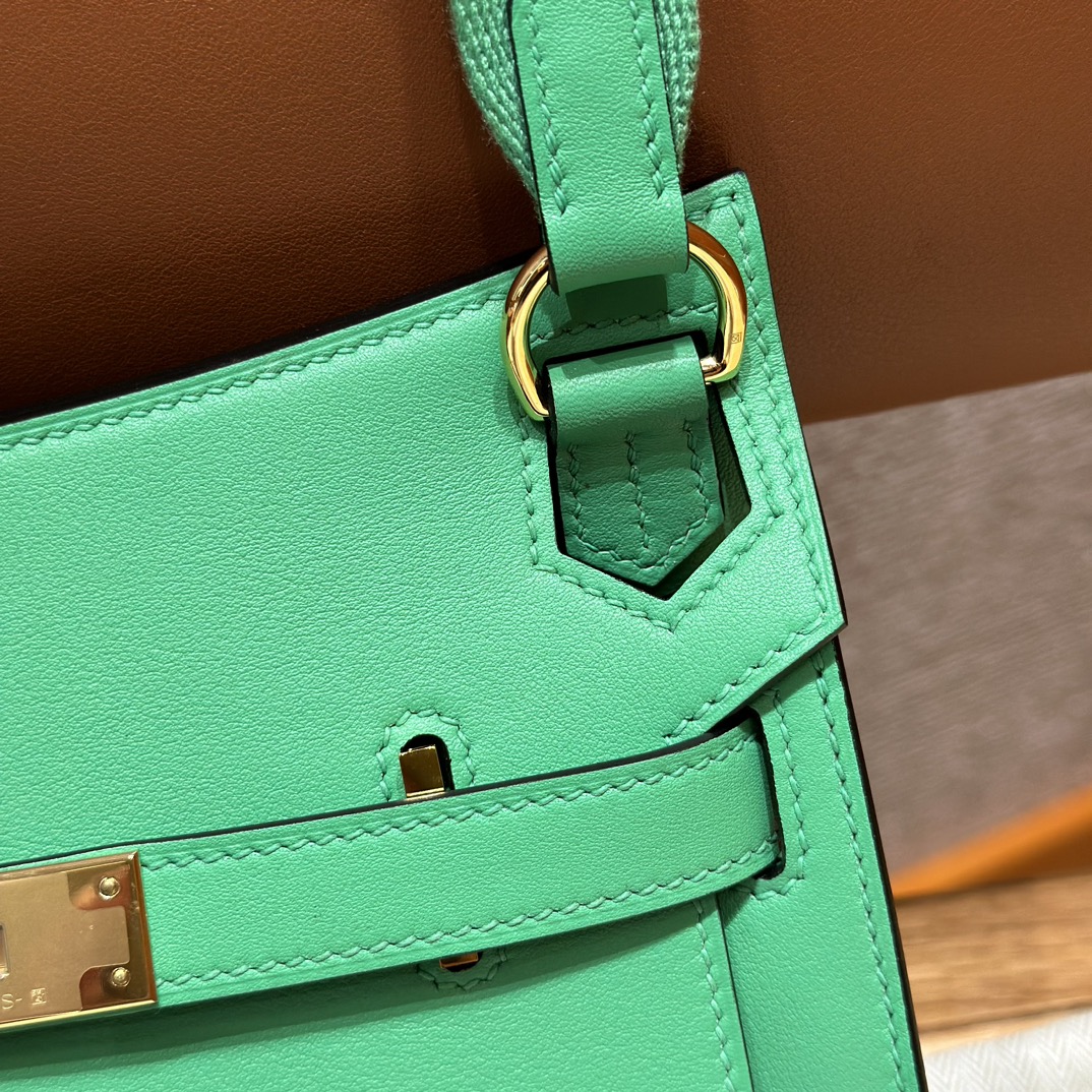 Hermès  Jypsiere 23 Vert comics Swift