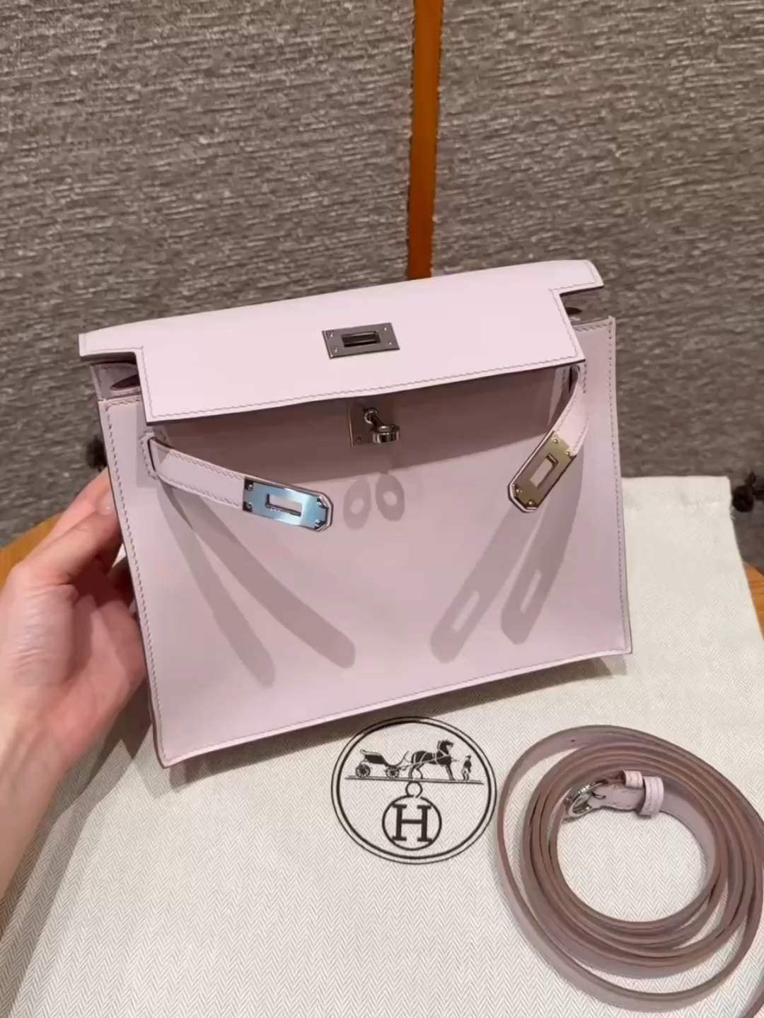 Hermès Kelly danse 22  Mauve pale Swift
