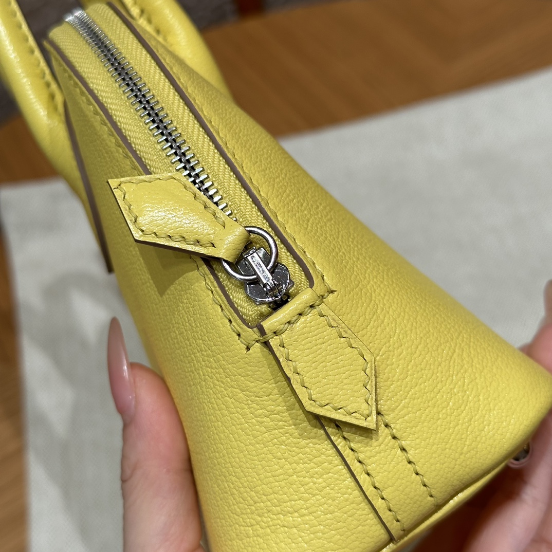Hermès Bolide 21 Lime  Chever