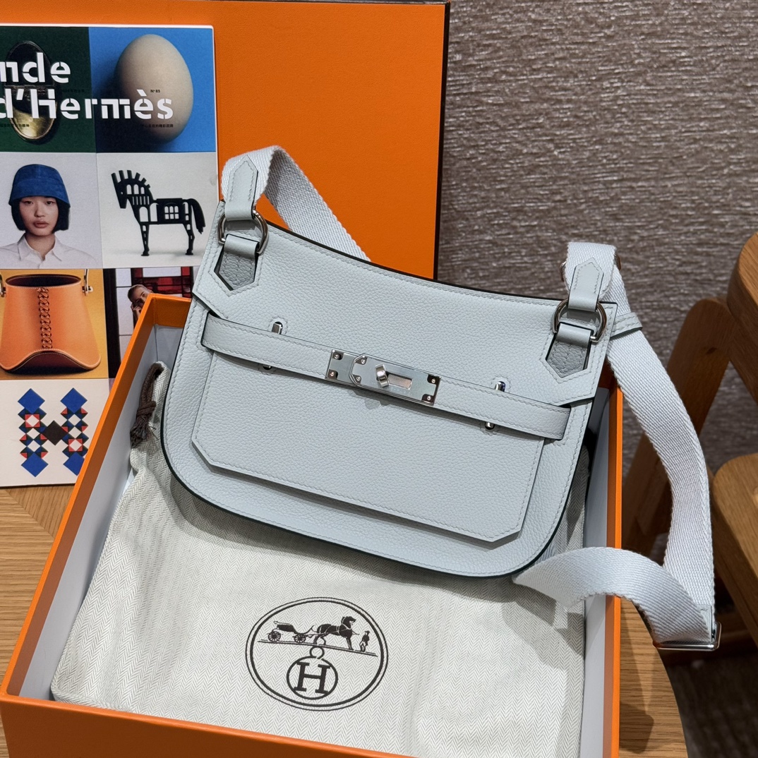 Hermès  Jypsiere 23 Blue pale Evercolor