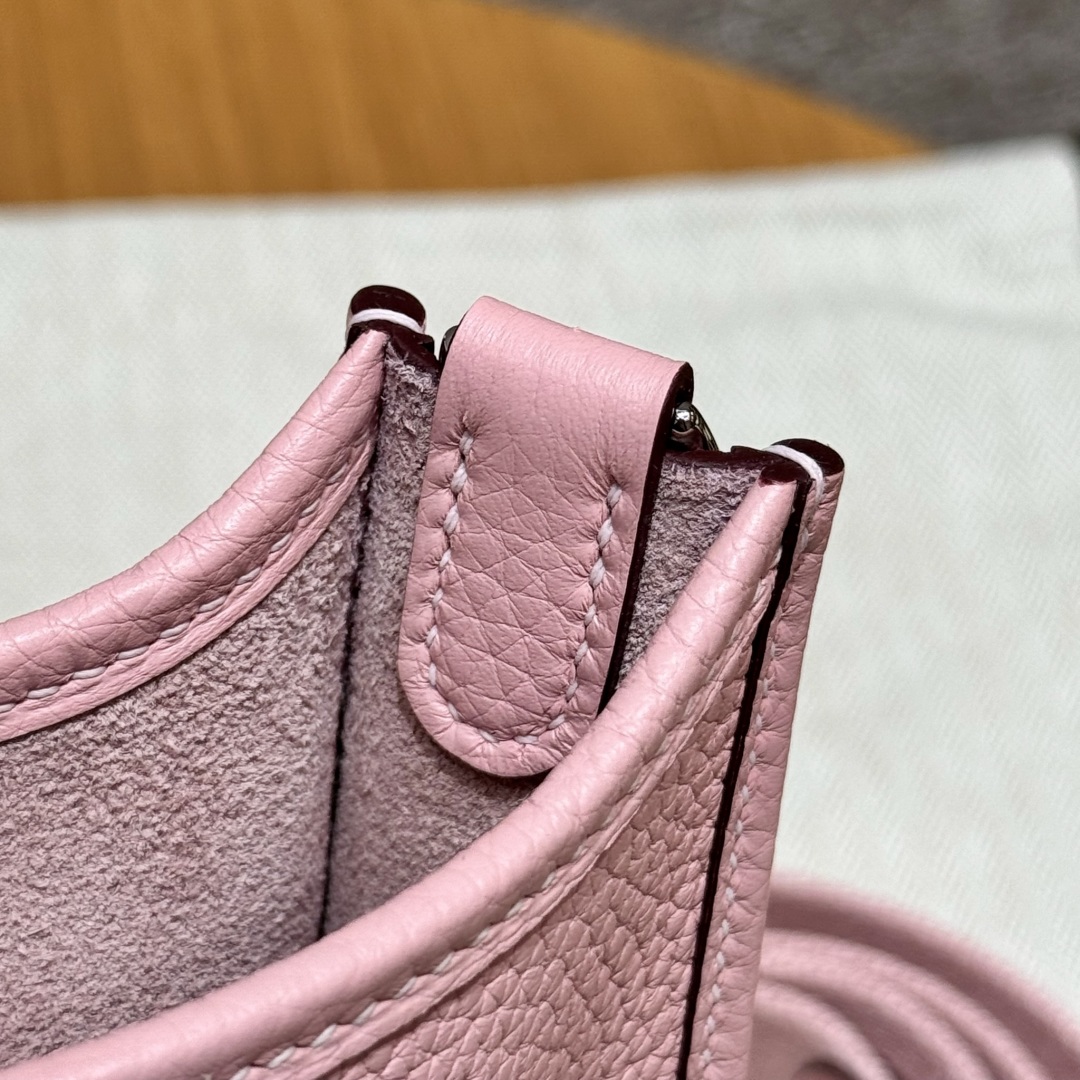 Hermès  Evelyne 16  Rose Sakura Clemence