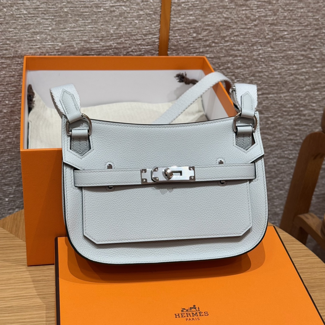 Hermès  Jypsiere 23 Blue pale Evercolor