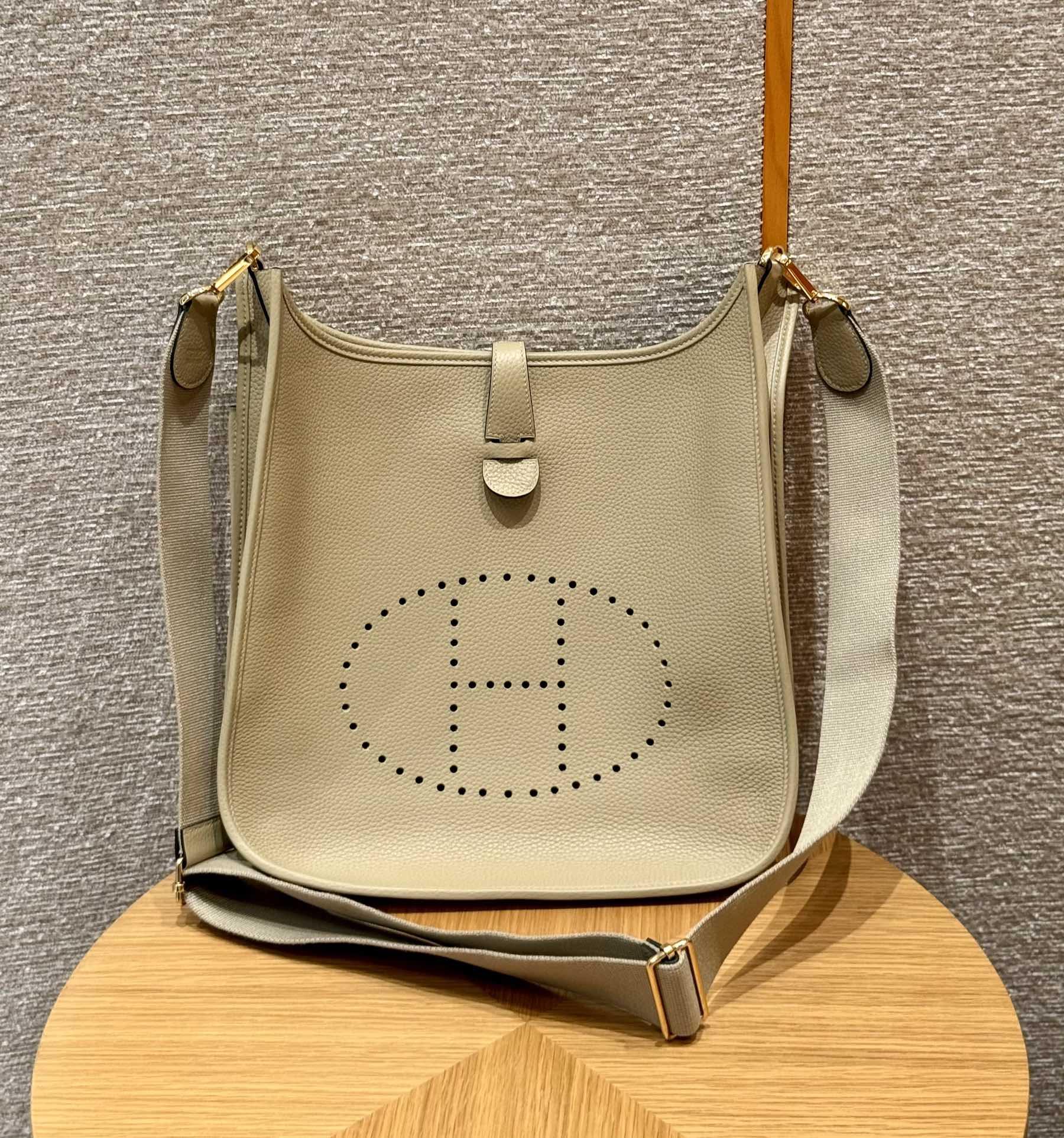 Hermès  Evelyne 29 Trench  Clemence