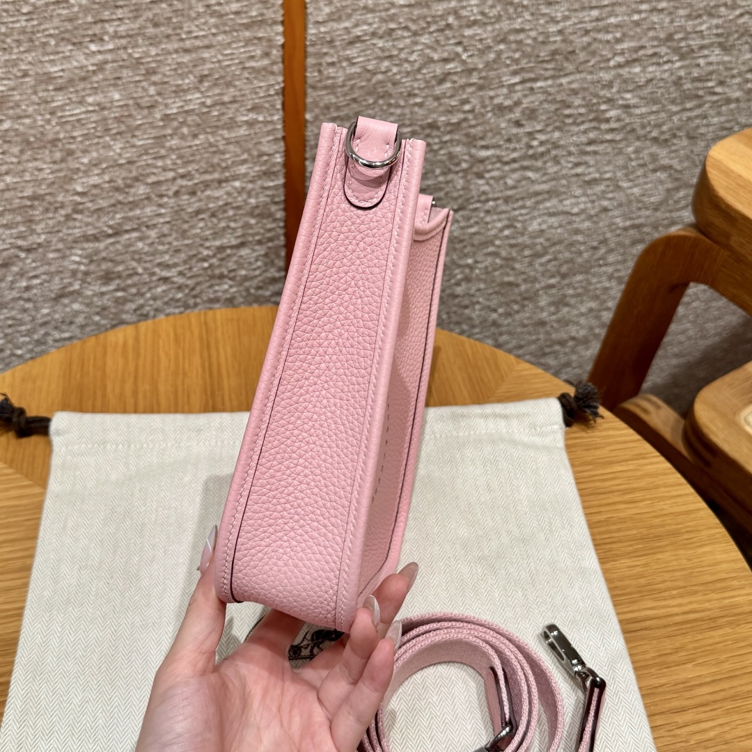 Hermès  Evelyne 16  Rose Sakura Clemence