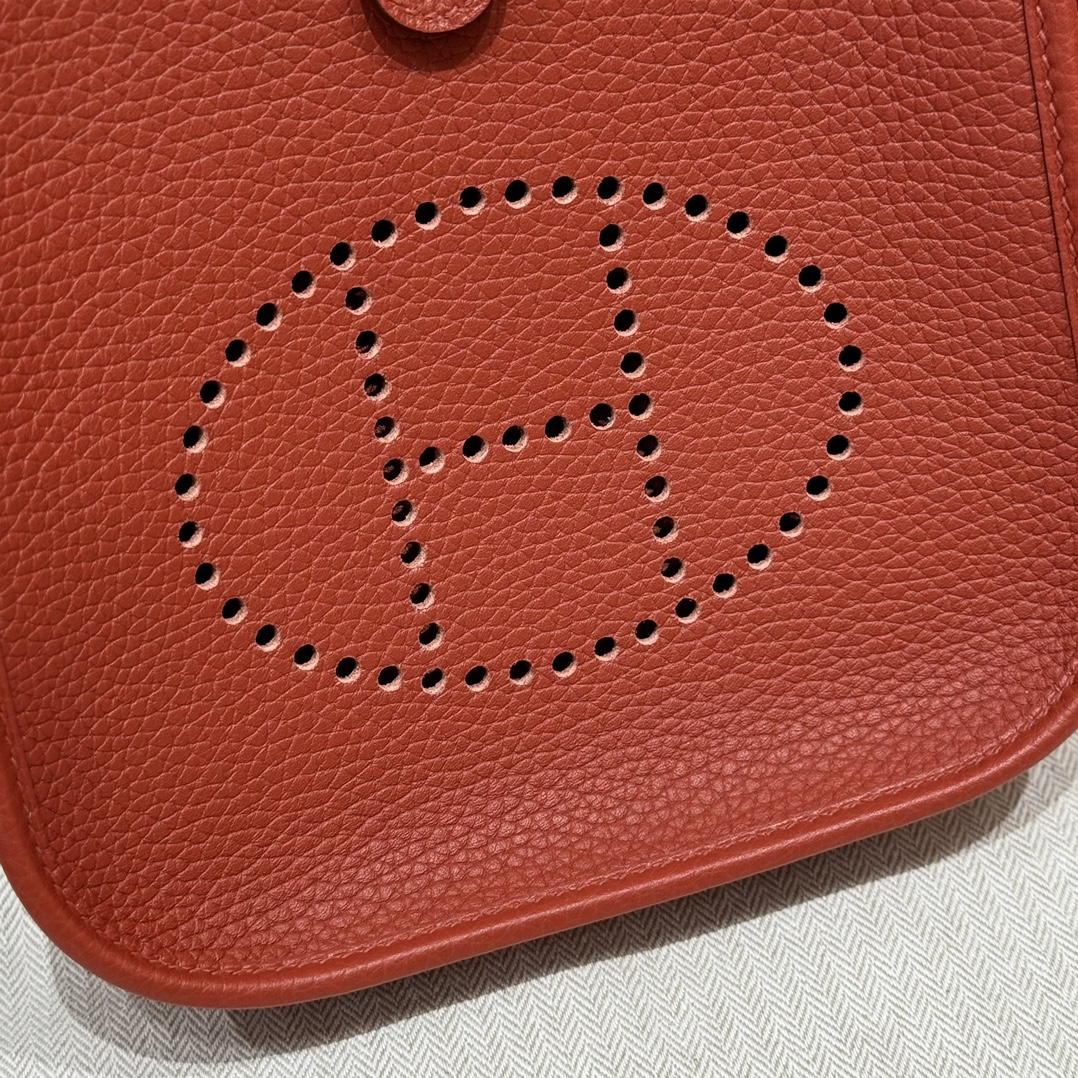 Hermès  Evelyne 16  Rouge Tomate Clemence