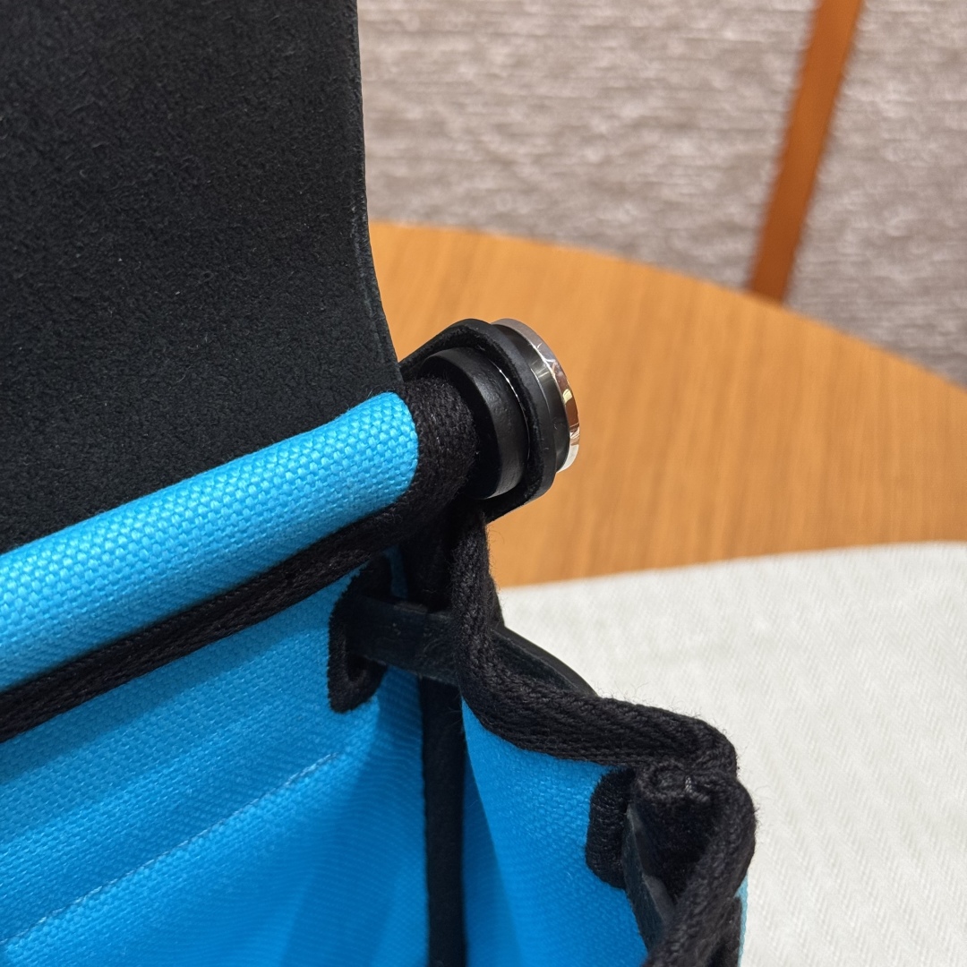 Hermès  Herbag 20 Bleu riviera/noir  Canvas and cowhide