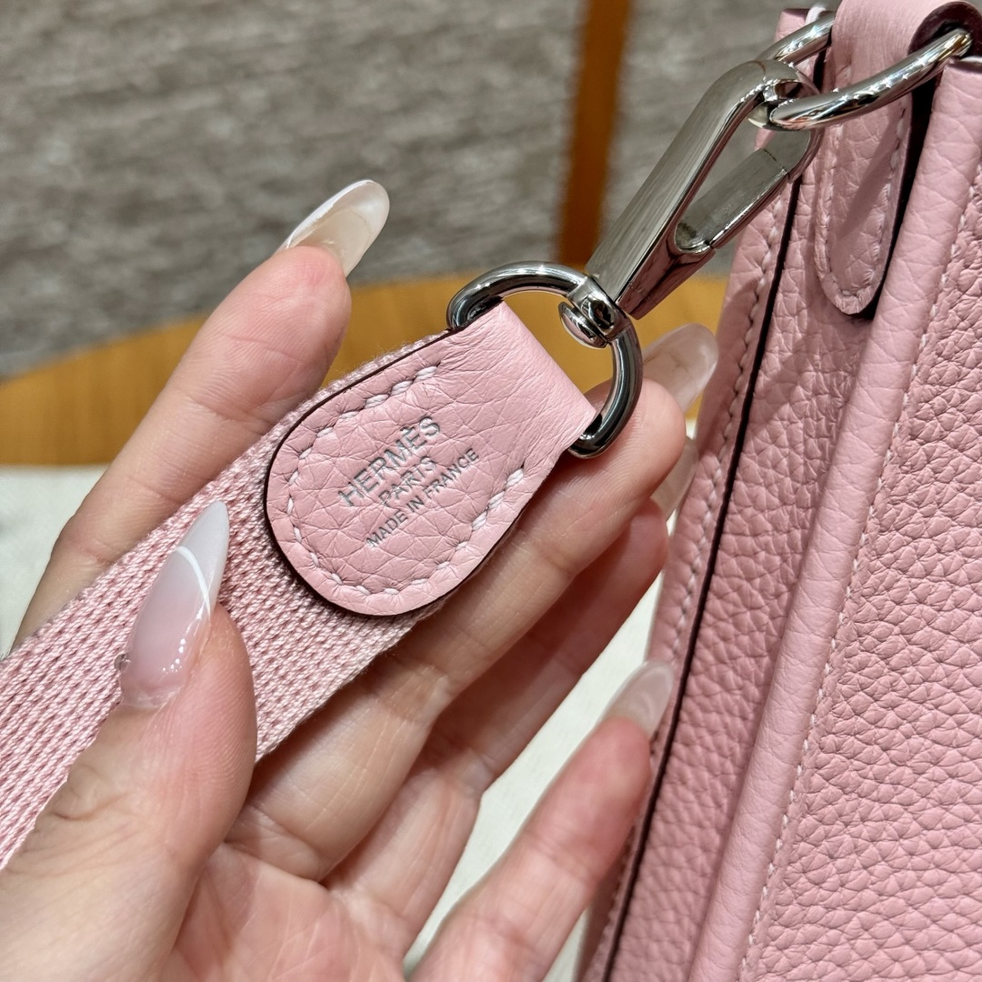 Hermès  Evelyne 16  Rose Sakura Clemence