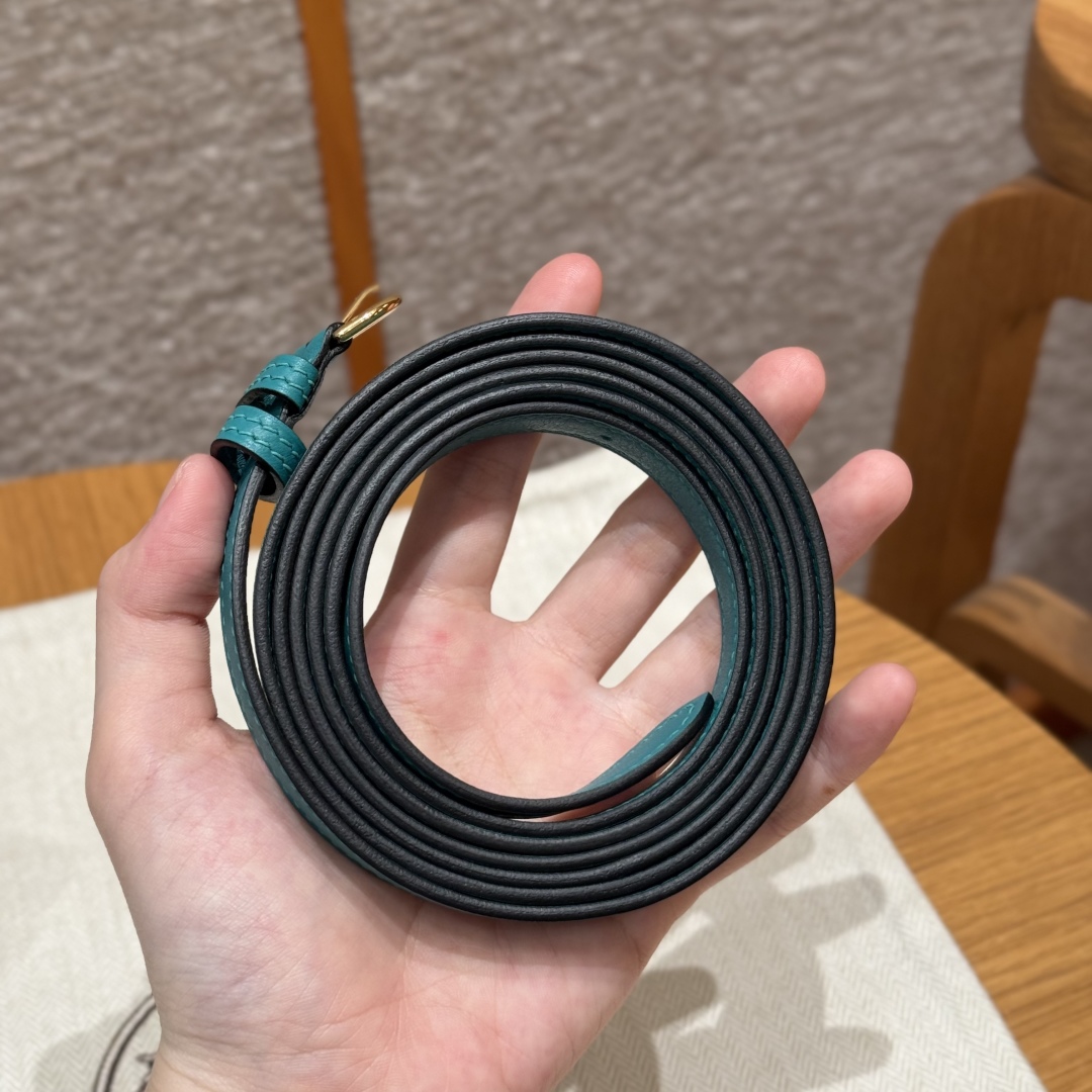 Hermès Kelly danse 22 Blue paon Swift