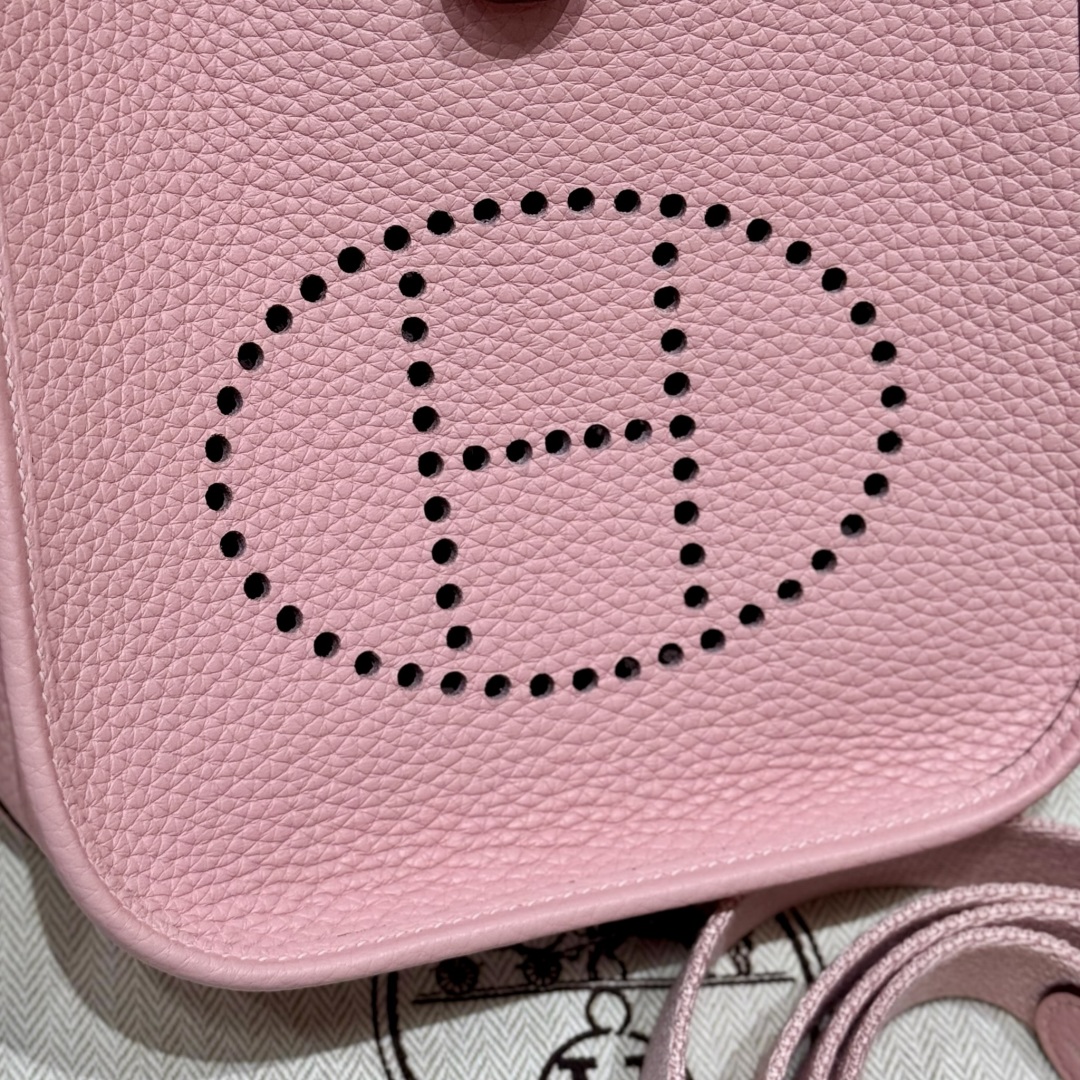 Hermès  Evelyne 16  Rose Sakura Clemence