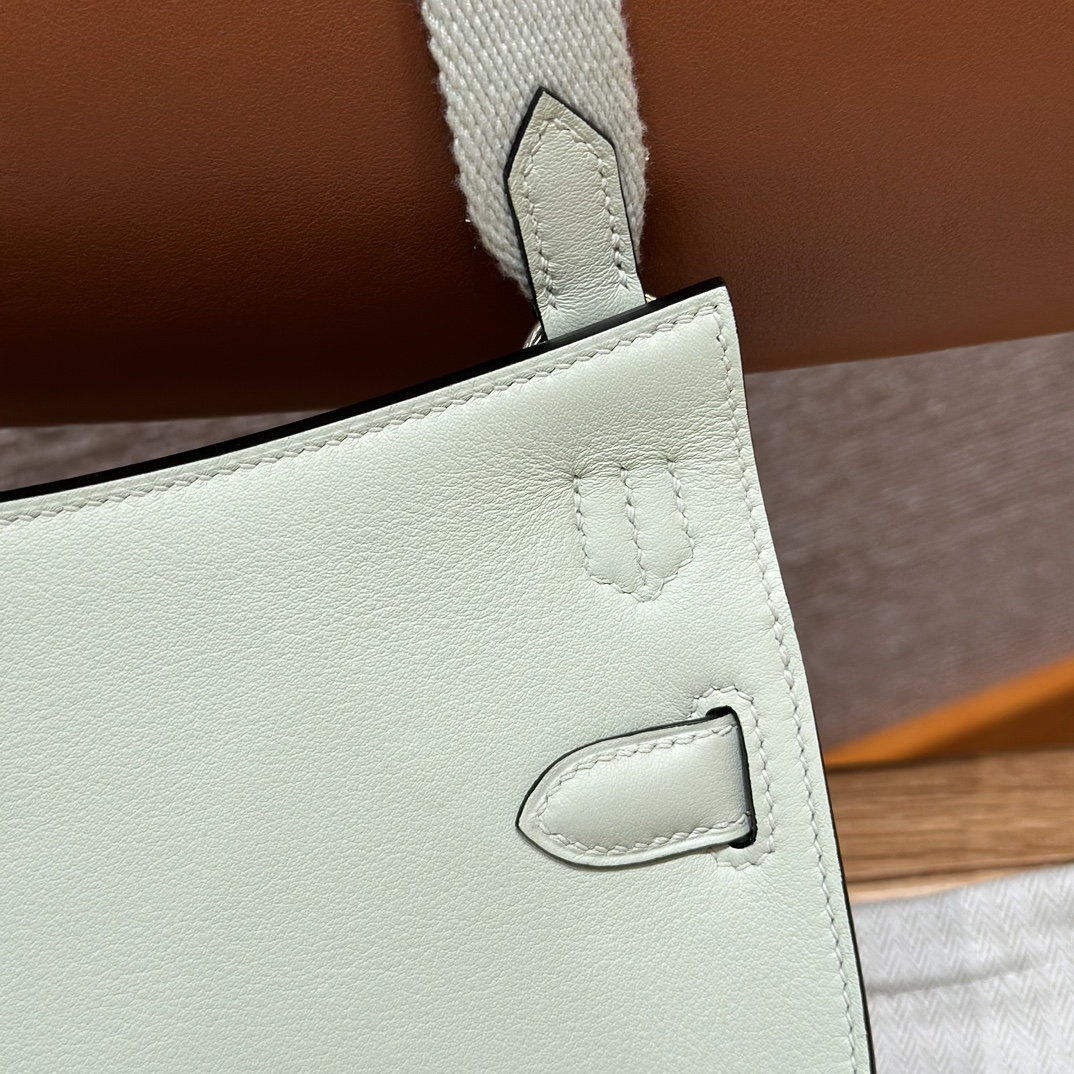 Hermès  Jypsiere 23 Vert Fizz Swift