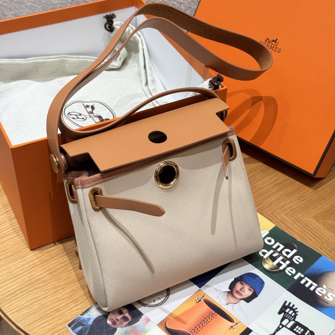 Hermès  Herbag 20 Beton/naturel sable  Canvas and cowhide