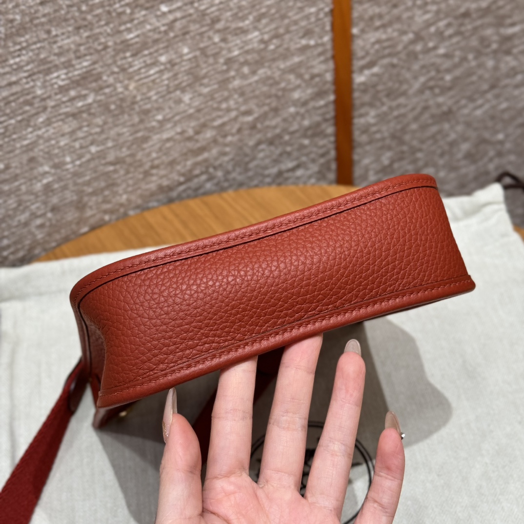 Hermès  Evelyne 16  Rouge Tomate Clemence