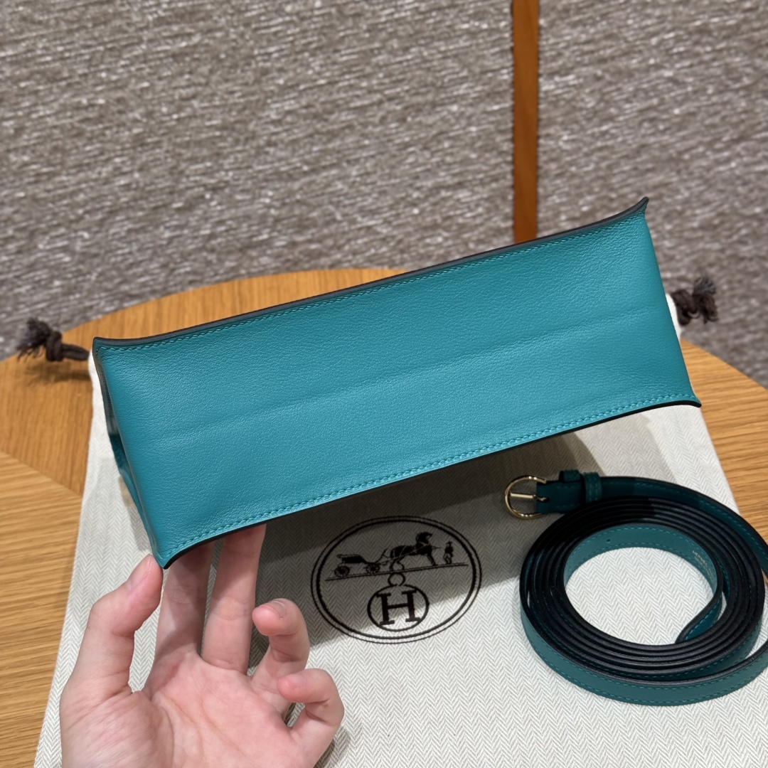 Hermès Kelly danse 22 Blue paon Swift