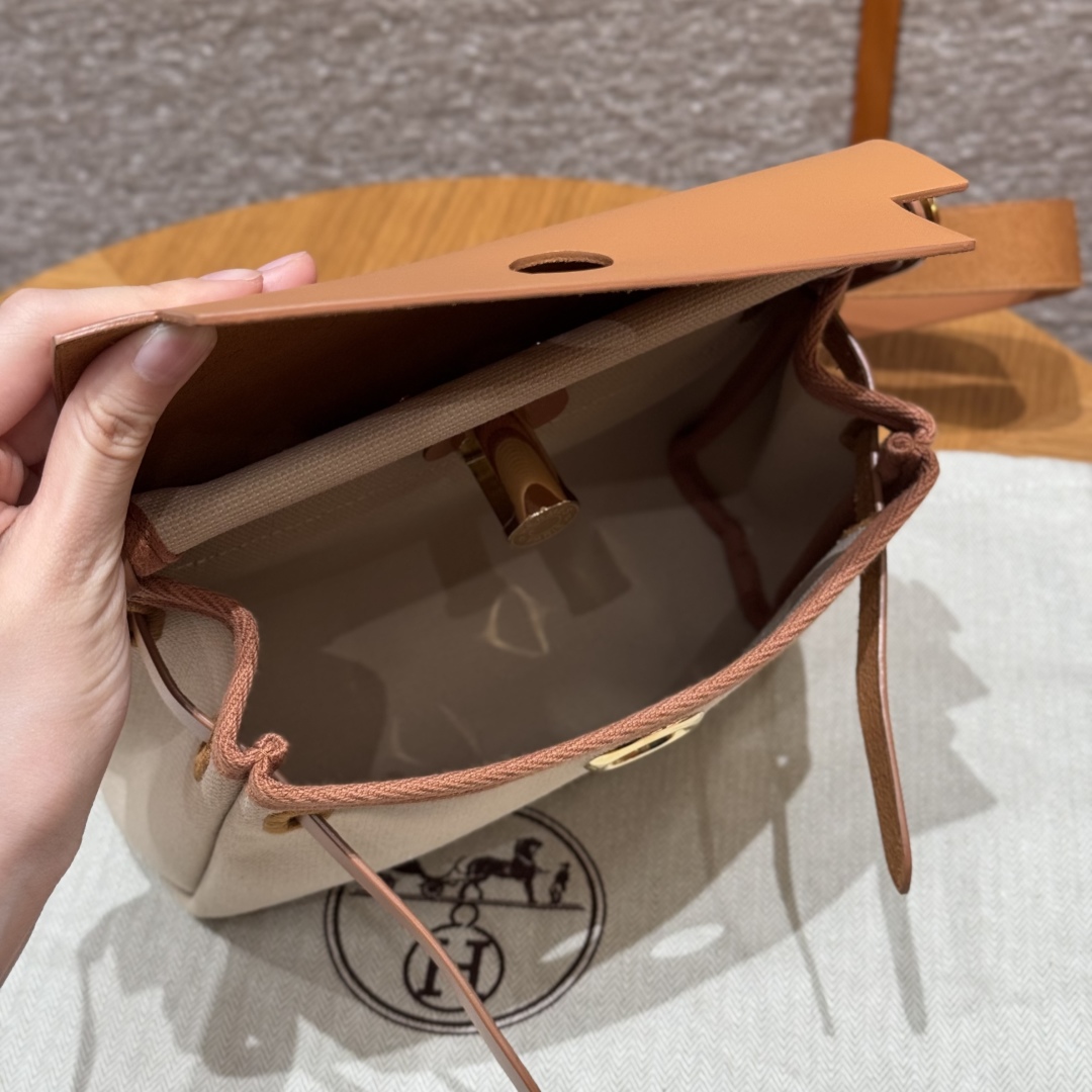 Hermès  Herbag 20 Beton/naturel sable  Canvas and cowhide