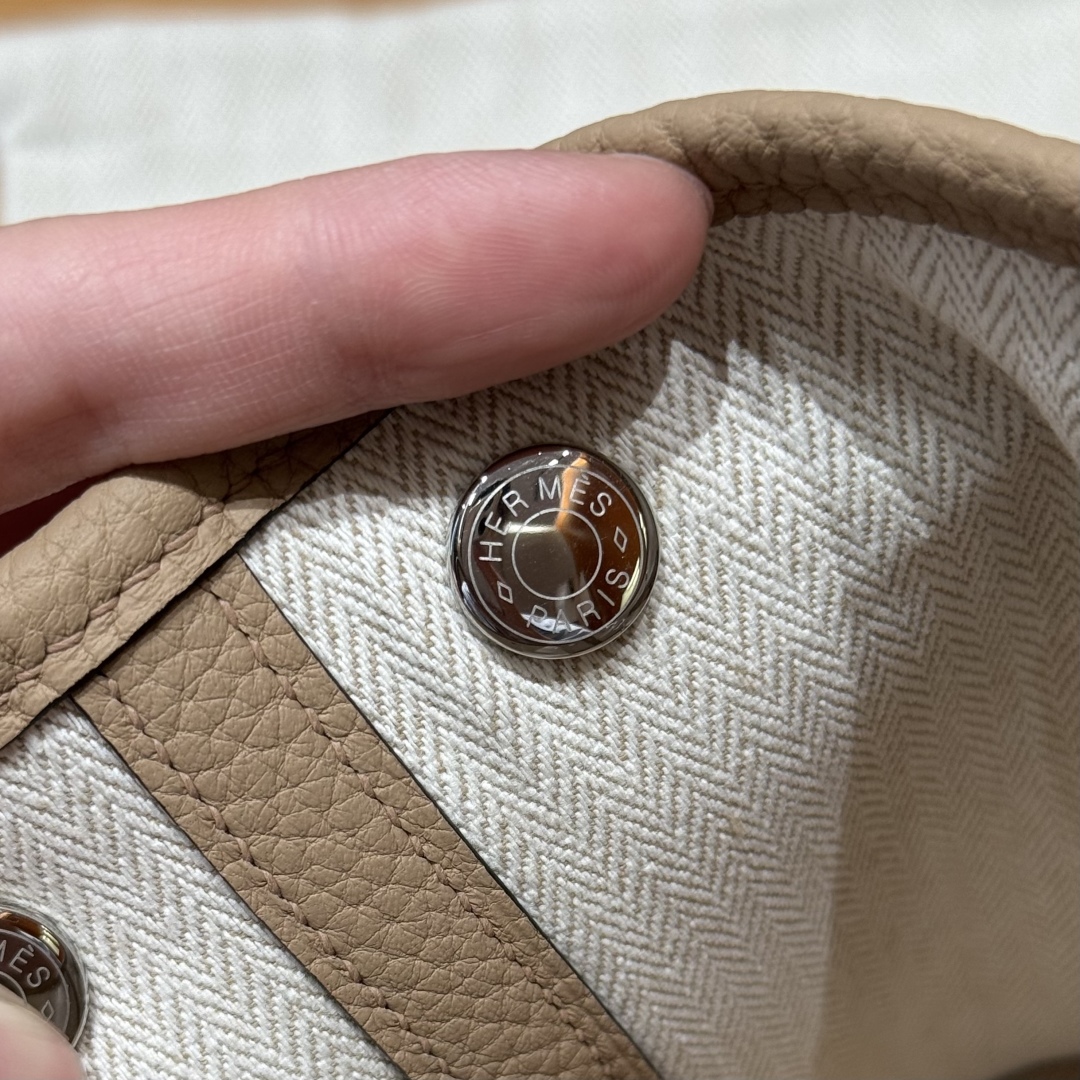 Hermès  Garden party 23 Trench Ntogo