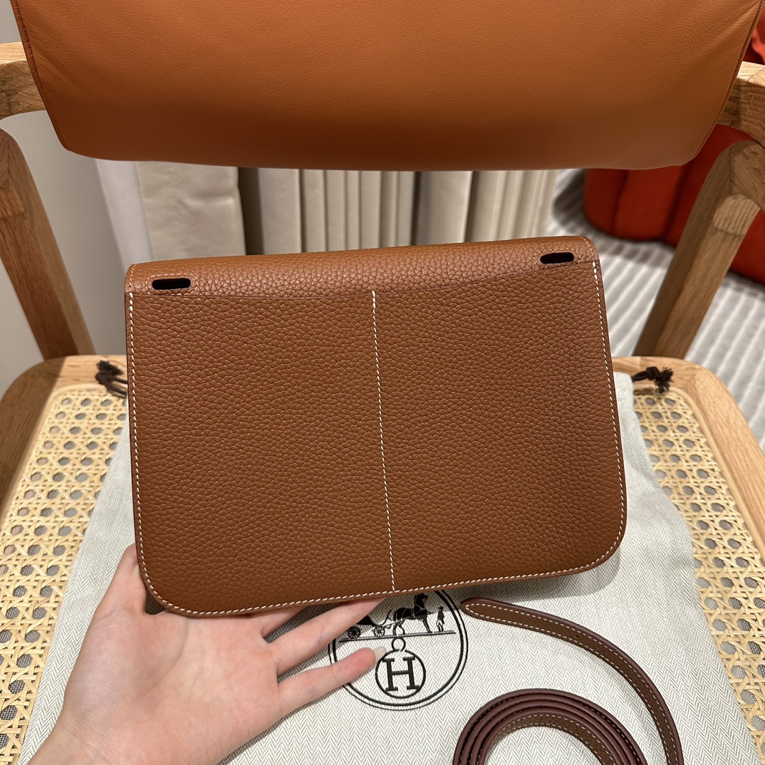 Hermès Halzan 25 Gold Togo