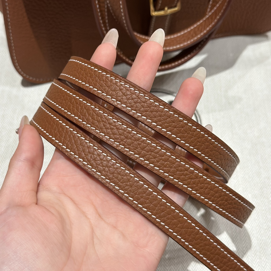 Hermès Halzan 25 Gold Togo