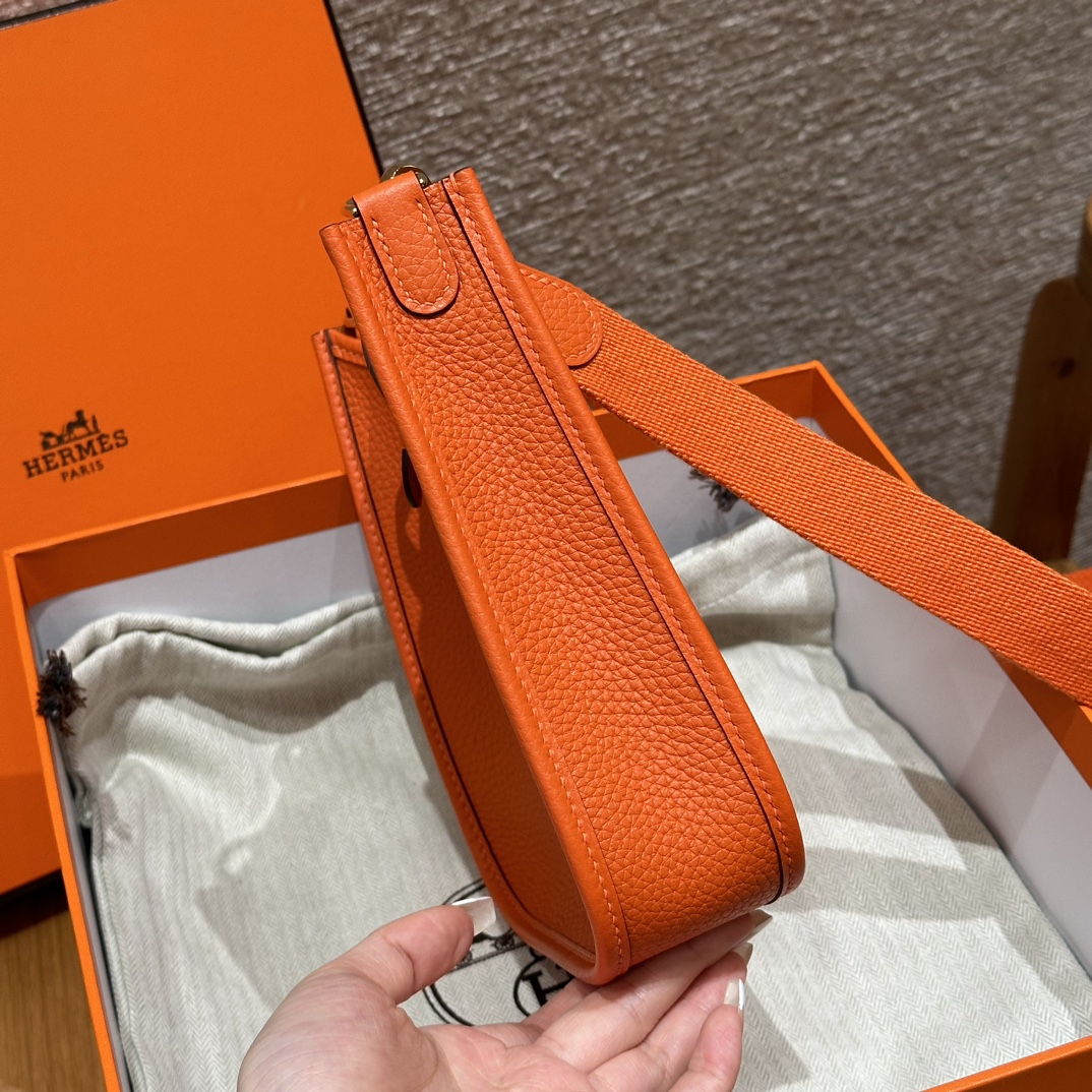 Hermès  Evelyne 16 Feu Clemence