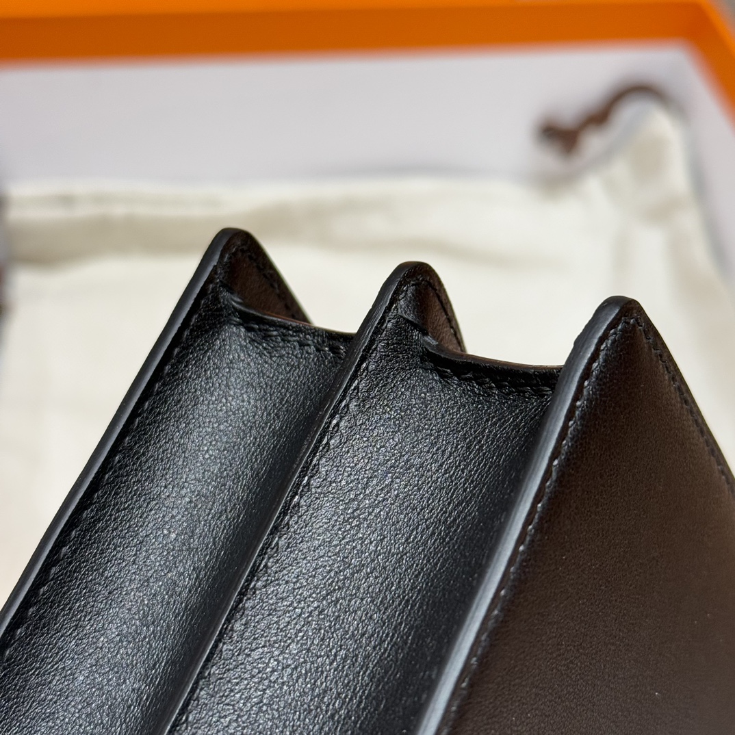 Hermès Roulis 18 Noir Swift