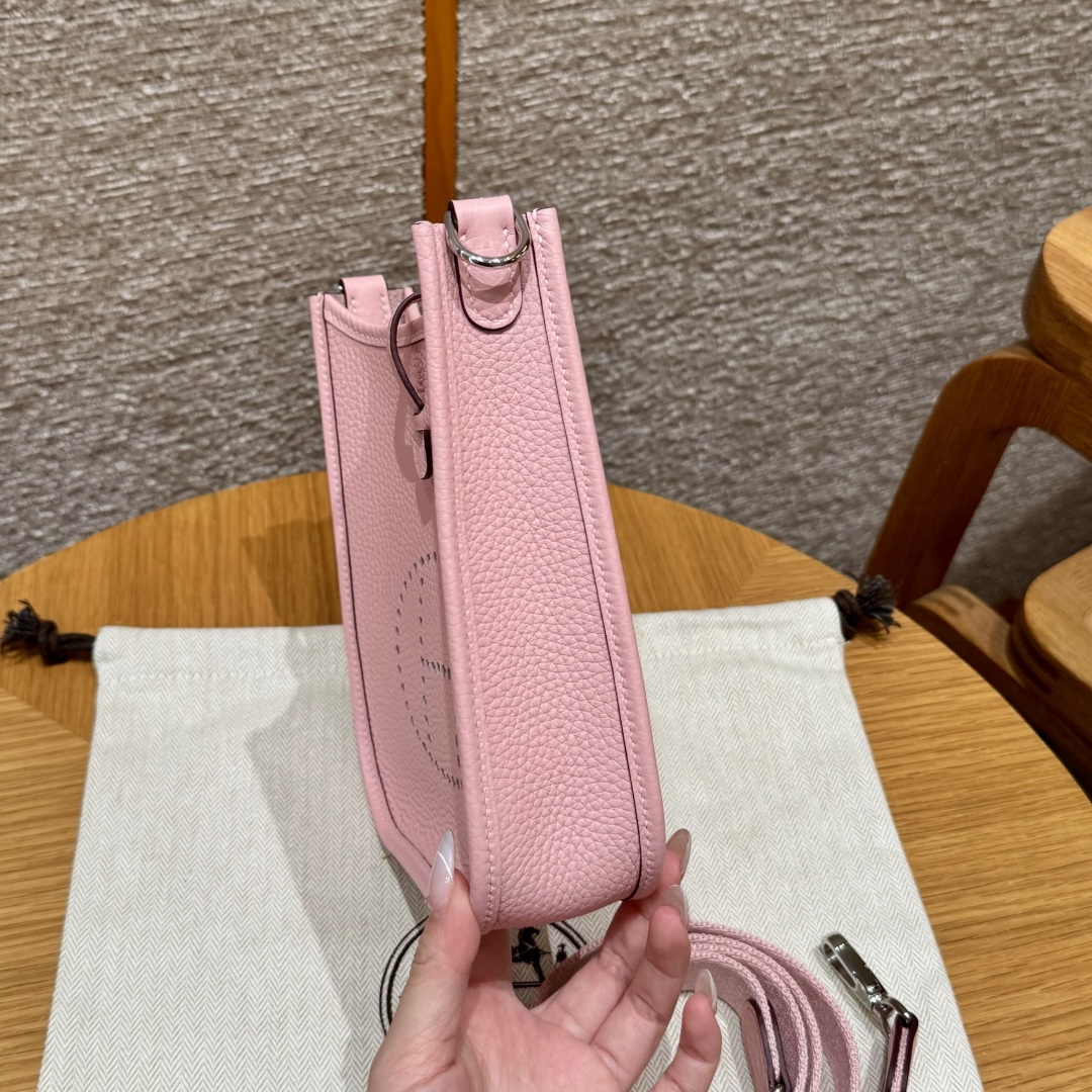 Hermès  Evelyne 16  Rose Sakura Clemence