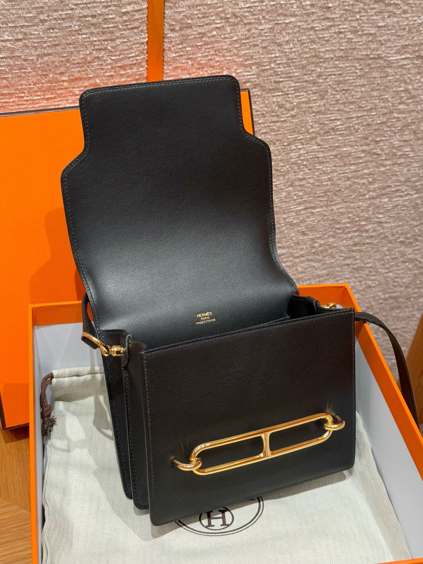 Hermès Roulis 18 Noir Swift